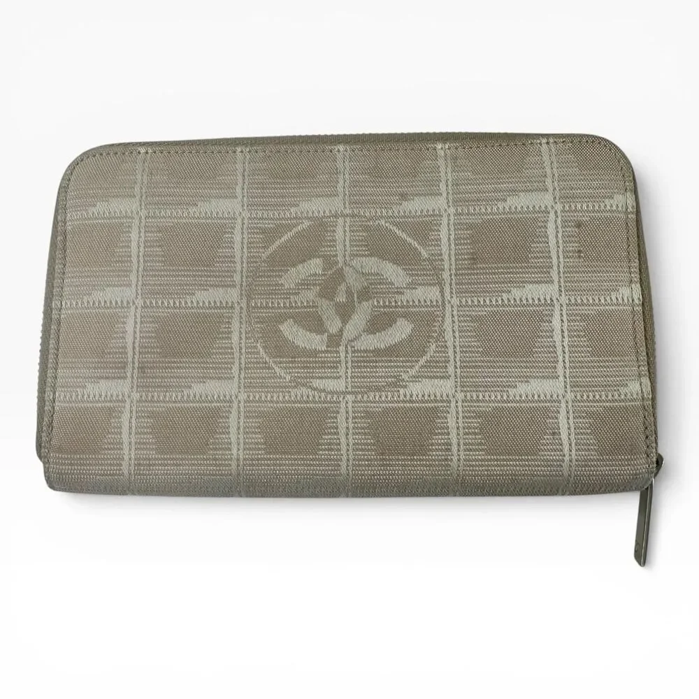 CHANEL Vintage CC Travel Line Zip Around Wallet Beige Jacquard Canvas France